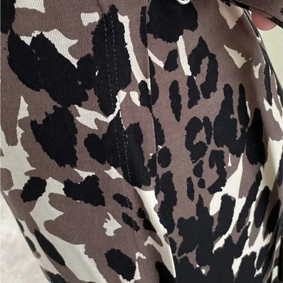 Banana Republic Elegant Black and Cream Patterned Dress (L) - Picture 7 of 11